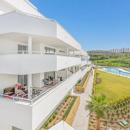 Apartment Magnificent 3 Bedroom With Pool, Terrace And Parking *