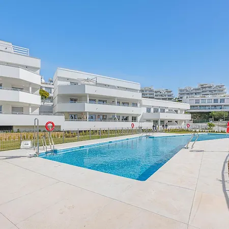 Magnificent 3 Bedroom With Pool, Terrace And Parking Apartment Estepona
