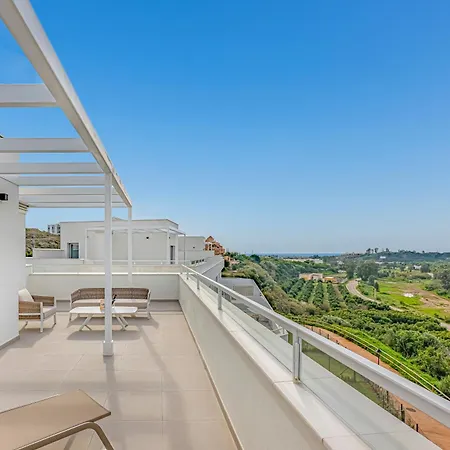 Apartman Magnificent 3 Bedroom With Pool, Terrace And Parking