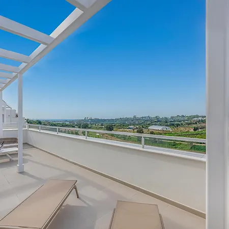 Magnificent 3 Bedroom With Pool, Terrace And Parking Apartment *