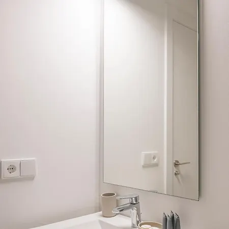 Apartman Magnificent 3 Bedroom With Pool, Terrace And Parking *