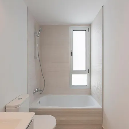 Magnificent 3 Bedroom With Pool, Terrace And Parking * Estepona