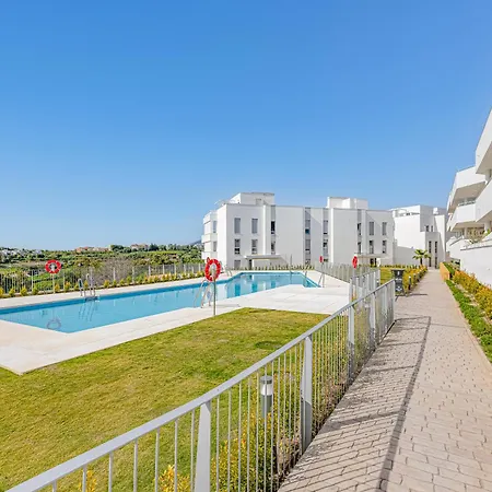Lägenhet Magnificent 3 Bedroom With Pool, Terrace And Parking *